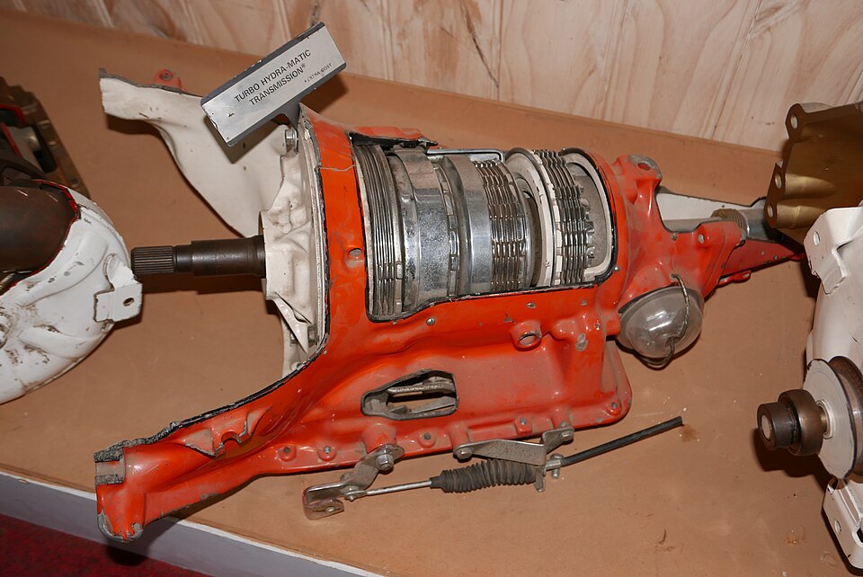 Cutaway of a GM three-speed Turbo Hydra-Matic automatic transmission